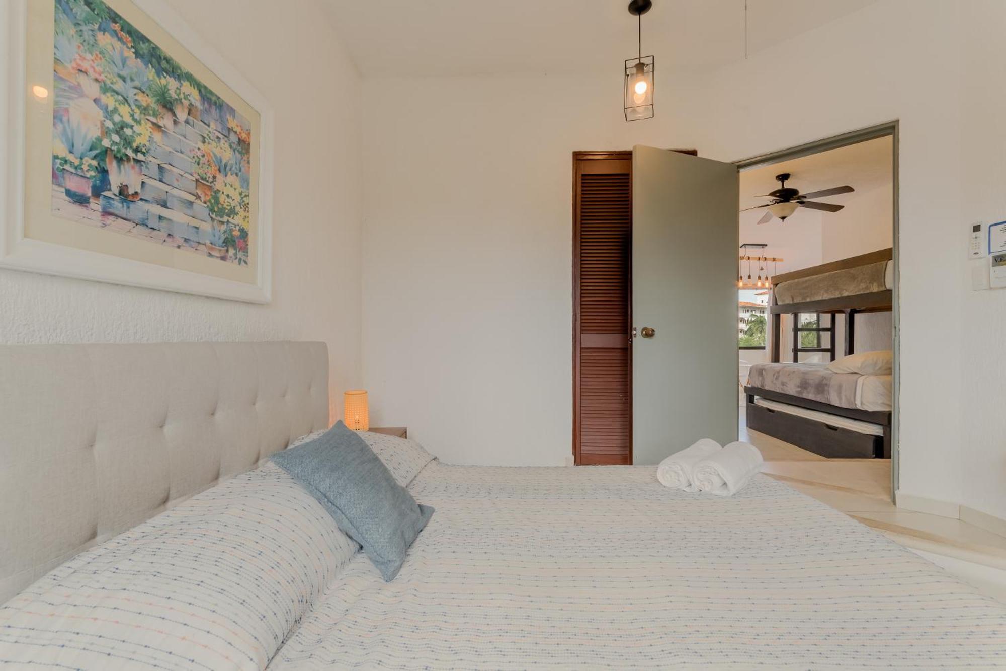 Chic Lagoon Front Villa By Casa Paraiso Cancun Exterior photo